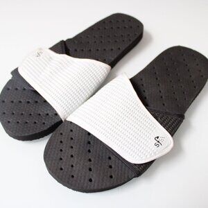 Showaflops Sandals Mens Size 12 Antimicrobial Shower & Water Flip Flop Slide
